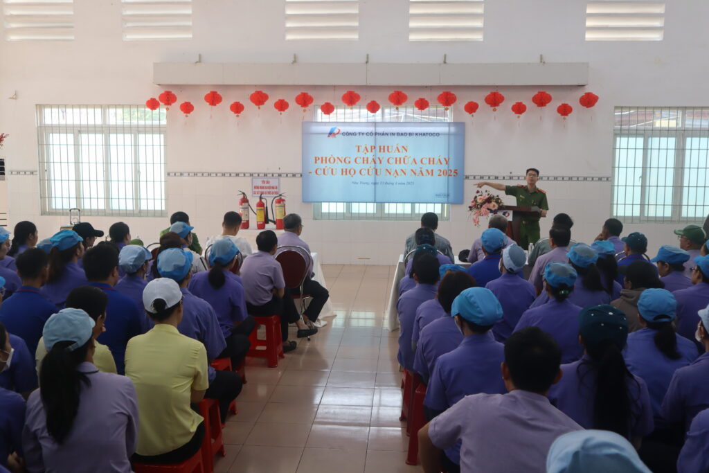 HUẤN LUYỆN NGHIỆP VỤ VÀ THỰC TẬP PHƯƠNG ÁN PCCC & CNCH NĂM 2025